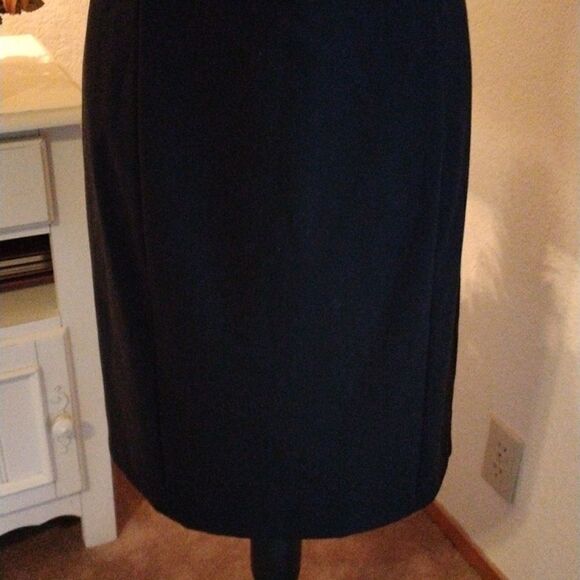 AGB Two Piece Look Dress - Picture 4 of 12